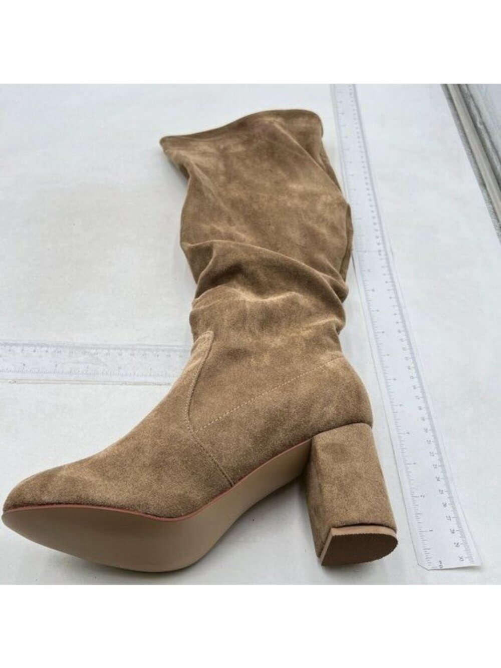Women's Chunky Heel Knee High Boots Round Toe Tall Boots Block Heel Suede Boots